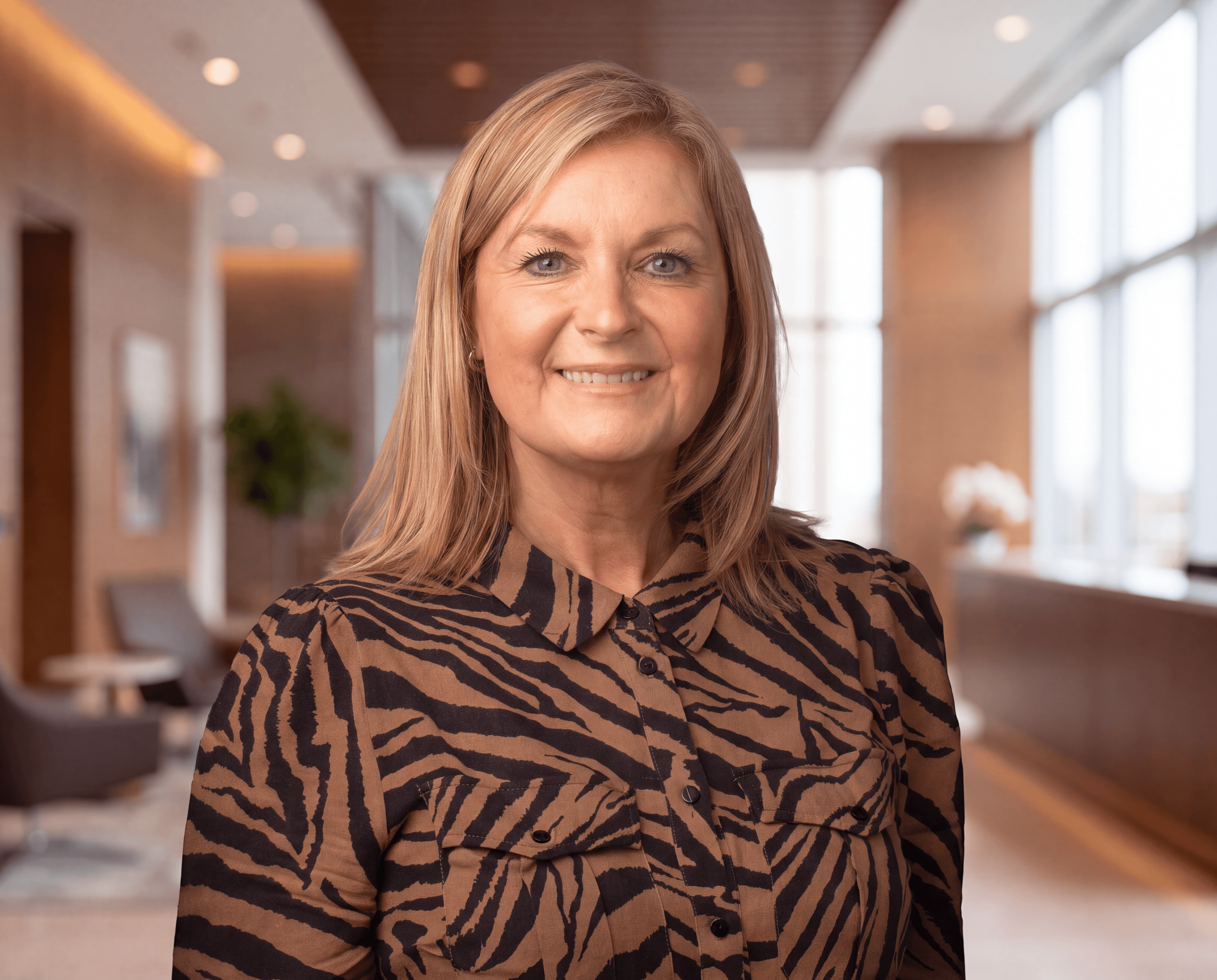 Ashlie Jones Omnyy LLP Executive PA
